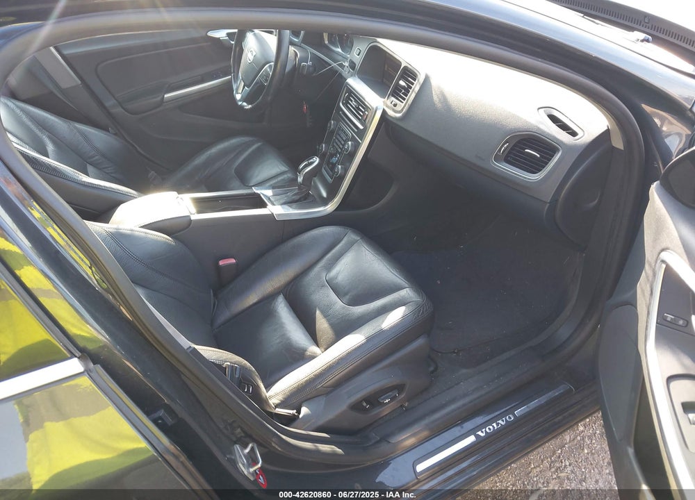 2014 VOLVO S60 T5 VIN: YV1612FH4E1289931