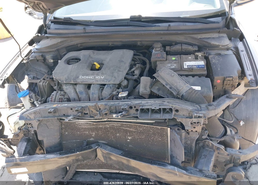 2018 HYUNDAI ELANTRA VIN: 5NPD74LF7JH338911