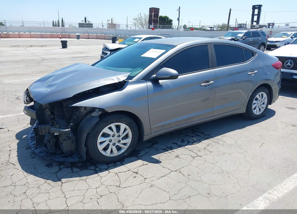 2018 HYUNDAI ELANTRA VIN: 5NPD74LF7JH338911