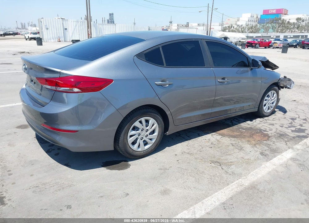 2018 HYUNDAI ELANTRA VIN: 5NPD74LF7JH338911
