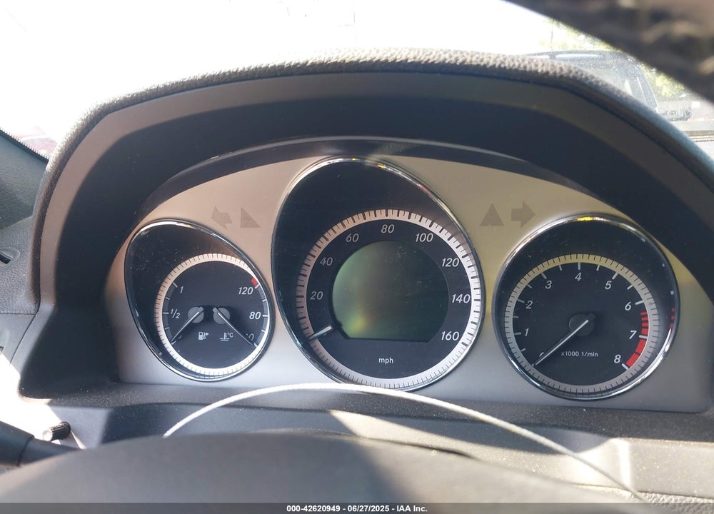 2011 MERCEDES-BENZ C CLASS VIN: WDDGF8BB8BR156320