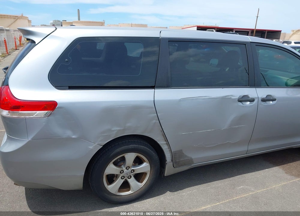 2012 TOYOTA SIENNA BASE V6 7 PASSENGER VIN: 5TDZK3DC2CS187217