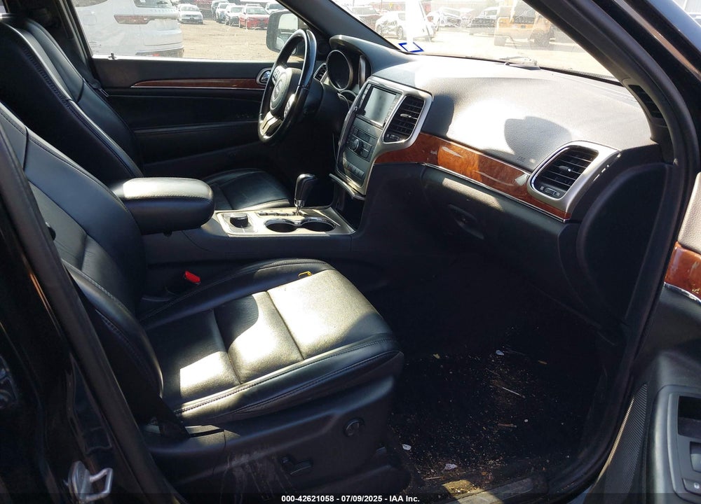 2011 JEEP GRAND CHEROKEE VIN: 1J4RR5GT5BC547075