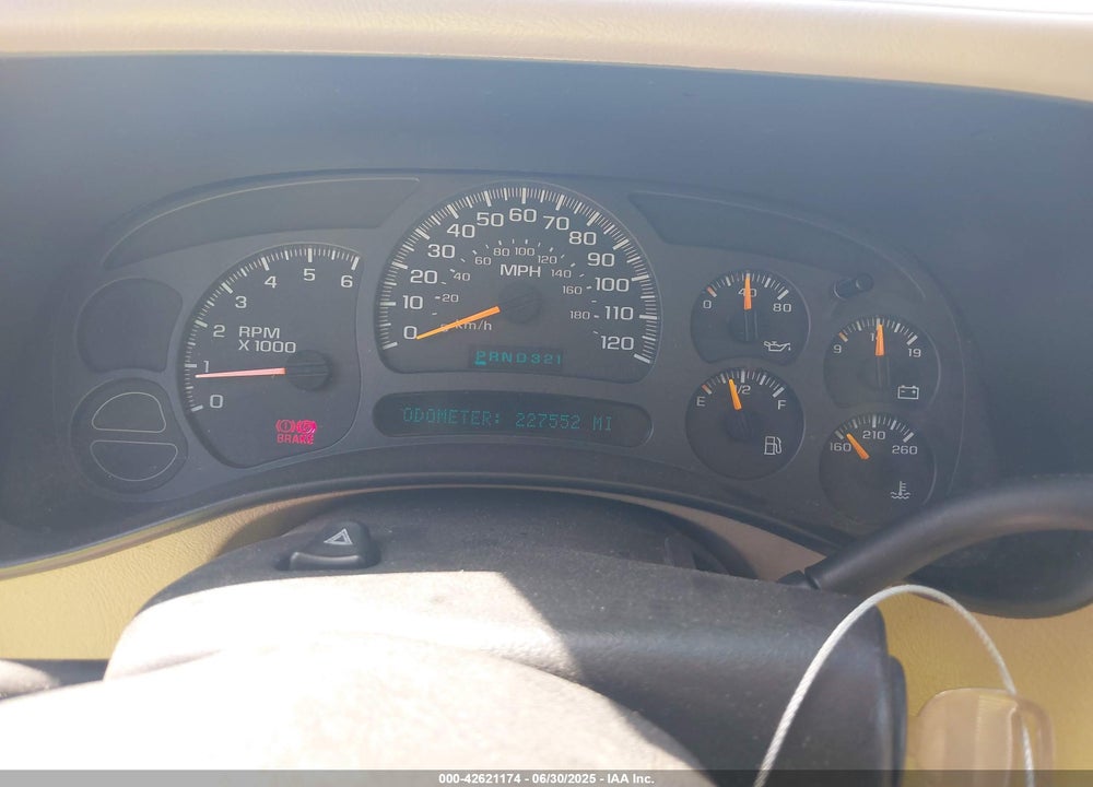 2003 CHEVROLET TAHOE LT VIN: 1GNEC13Z73R298437