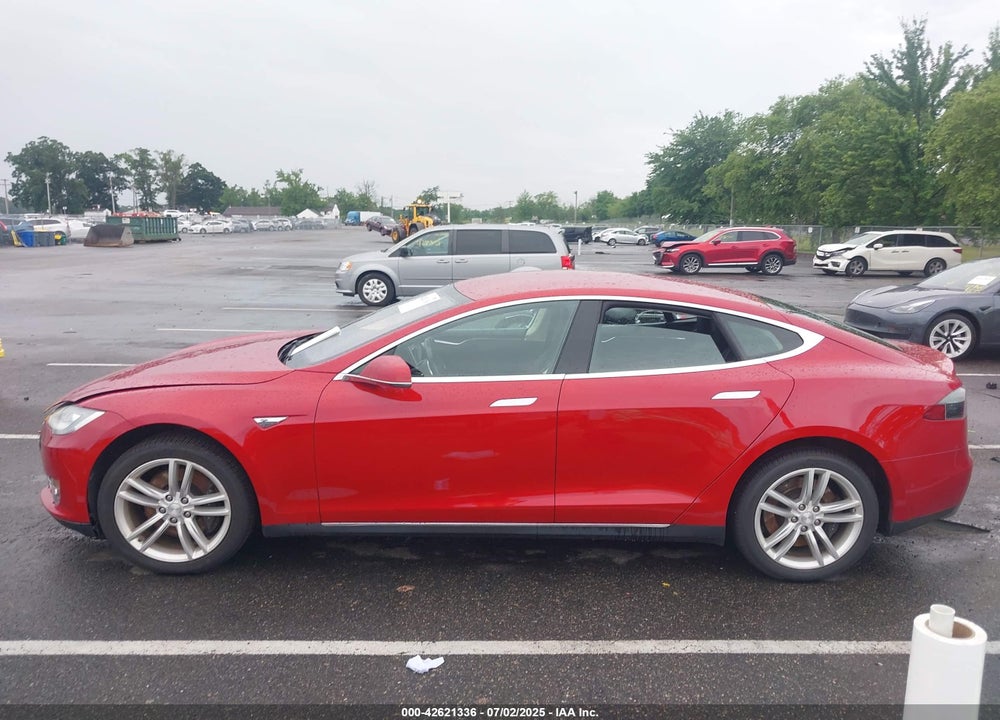 2015 TESLA MODEL S VIN: 5YJSA1H25FF084053