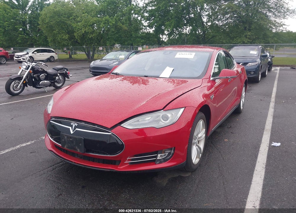 2015 TESLA MODEL S VIN: 5YJSA1H25FF084053
