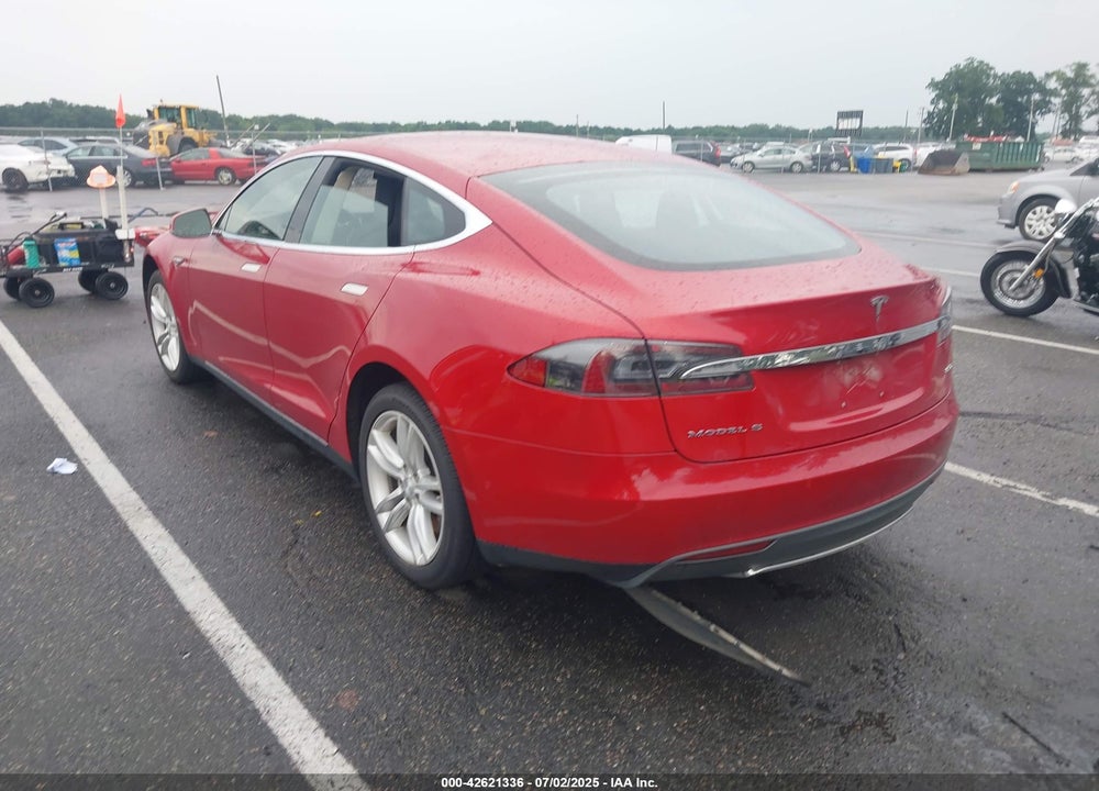 2015 TESLA MODEL S VIN: 5YJSA1H25FF084053