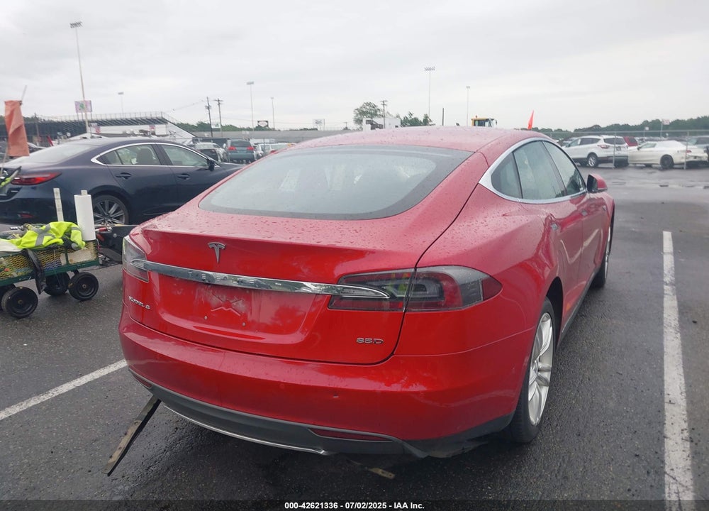 2015 TESLA MODEL S VIN: 5YJSA1H25FF084053