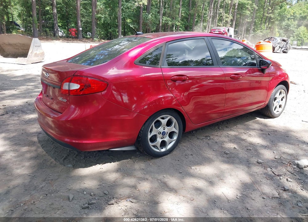 2011 FORD FIESTA VIN: 3FADP4CJ0BM221886