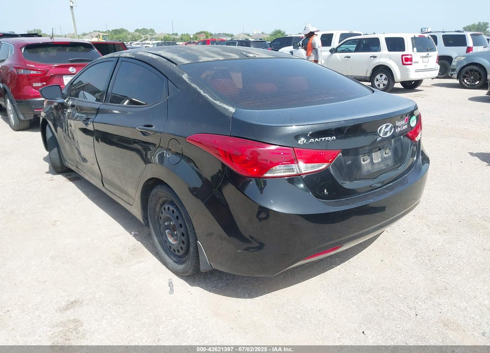 2013 HYUNDAI ELANTRA VIN: 5NPDH4AE0DH218203