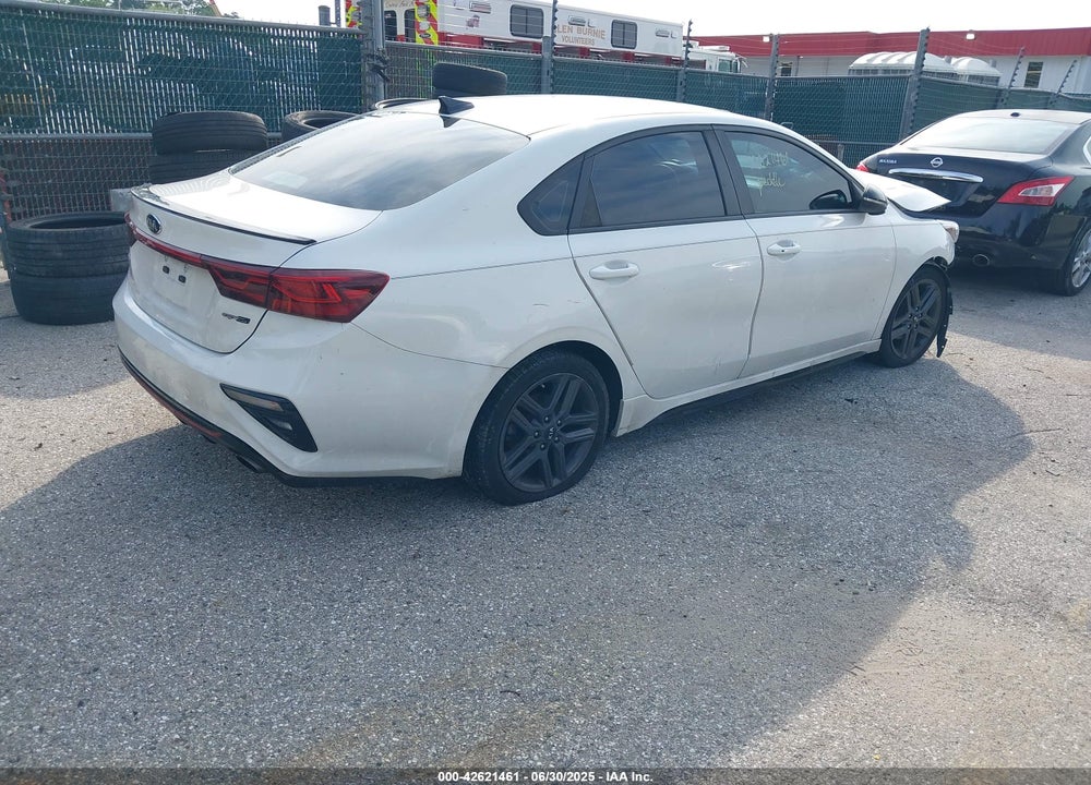 2020 KIA FORTE VIN: 3KPF34AD6LE158588
