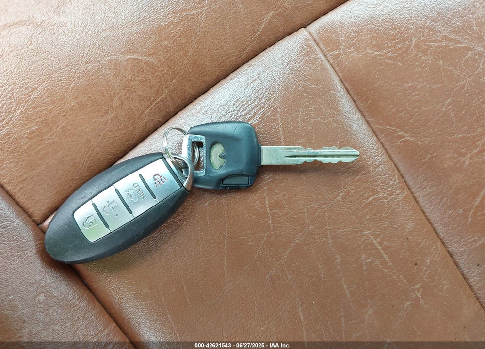 2005 INFINITI FX35 VIN: JNRAS08U35X106723