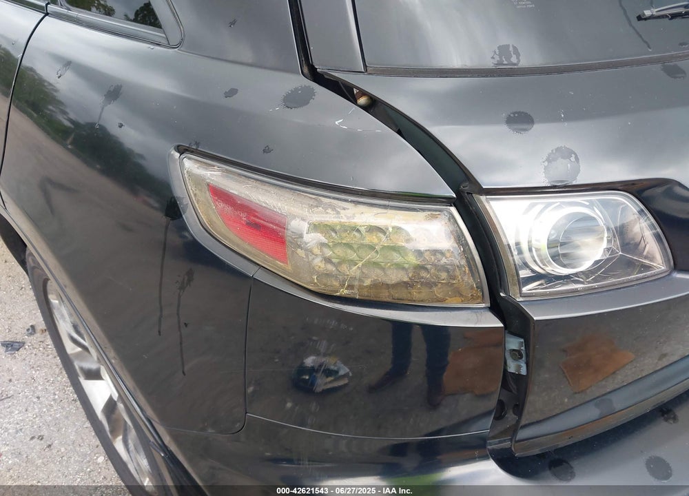 2005 INFINITI FX35 VIN: JNRAS08U35X106723