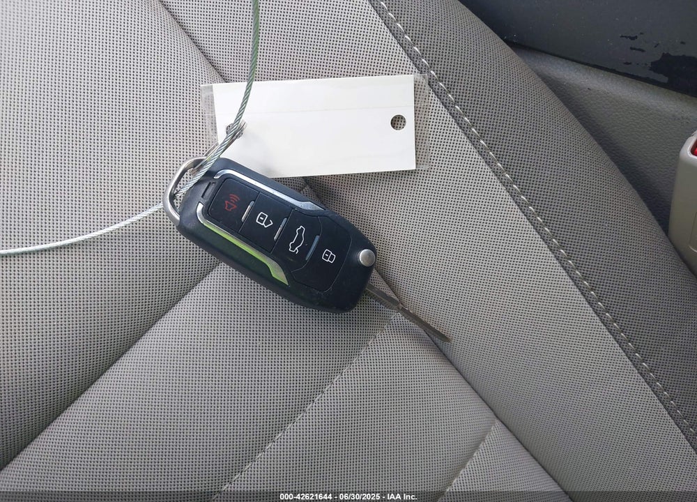 2015 FORD ESCAPE VIN: 1FMCU0G75FUB36125