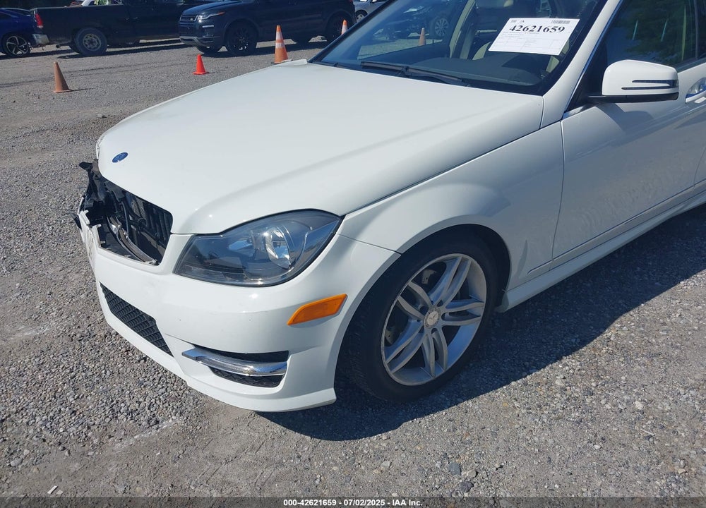 2012 MERCEDES-BENZ C VIN: WDDGF8BB8CA691471