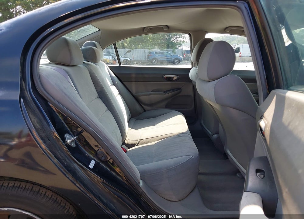 2011 HONDA CIVIC VIN: 2HGFA1F58BH526408