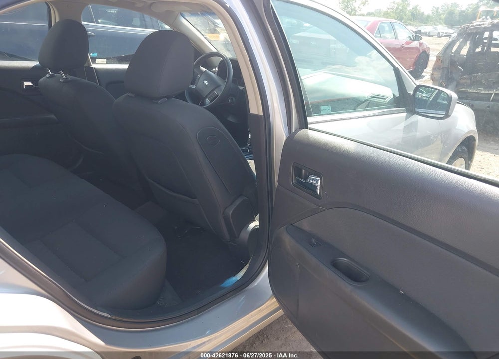 2010 FORD FUSION VIN: 3FAHP0HG5AR165792