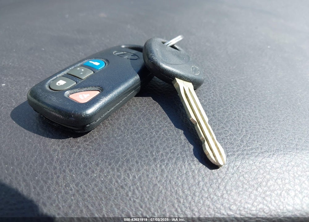 2011 HYUNDAI SANTA FE VIN: 5XYZG3AB1BG080670