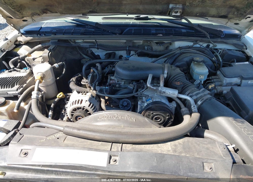 1999 CHEVROLET BLAZER LT VIN: 1GNDT13W4X2112417
