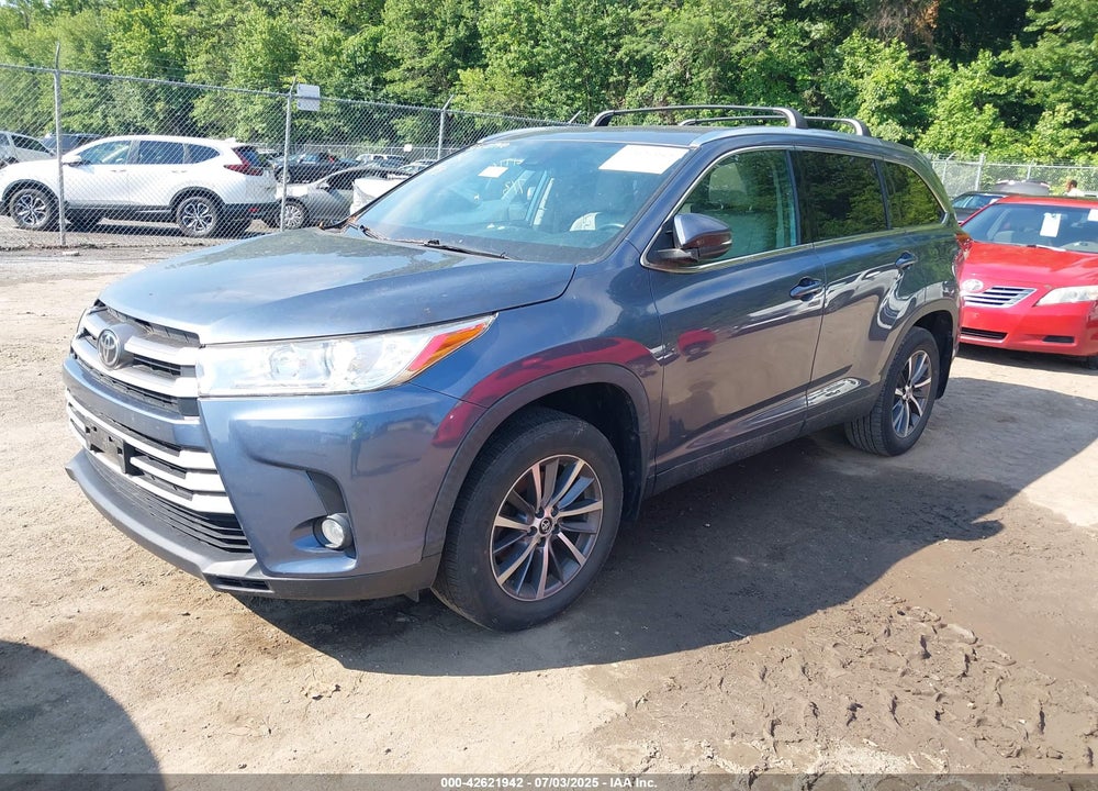 2019 TOYOTA HIGHLANDER VIN: 5TDJZRFH9KS734440