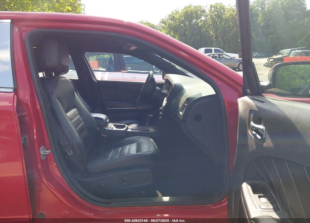 2011 DODGE CHARGER VIN: 2B3CL5CT6BH571998