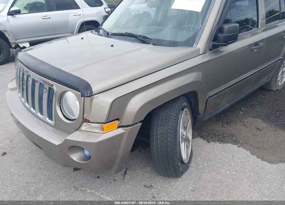 2008 JEEP PATRIOT VIN: 1J8FT28W18D636073