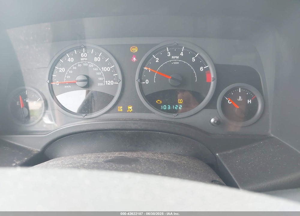 2008 JEEP PATRIOT VIN: 1J8FT28W18D636073