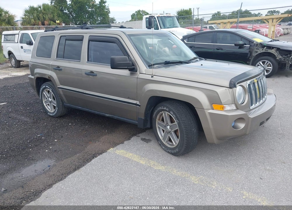 2008 JEEP PATRIOT VIN: 1J8FT28W18D636073