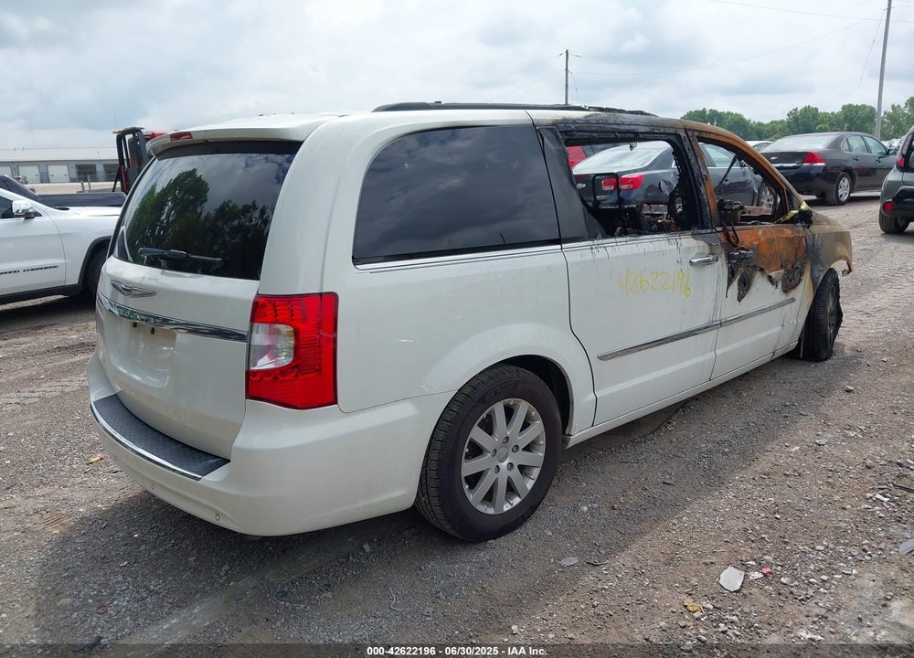 2012 CHRYSLER TOWN & COUNTRY VIN: 2C4RC1CG5CR208835