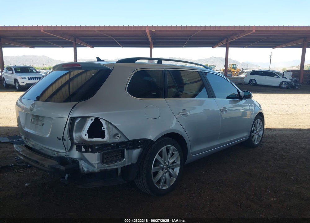 2014 VOLKSWAGEN JETTA VIN: 3VWPP7AJXEM618986