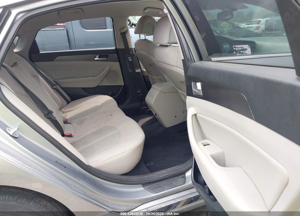 2016 HYUNDAI SONATA VIN: 5NPE34AF9GH390438