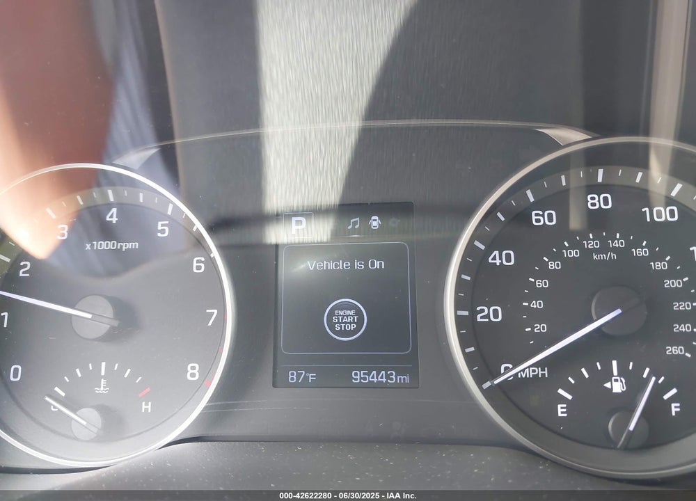 2018 HYUNDAI ELANTRA VIN: 5NPD84LF0JH308405