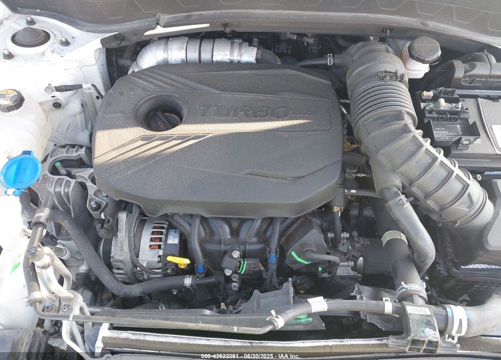 2021 KIA SELTOS VIN: KNDETCA24M7042084