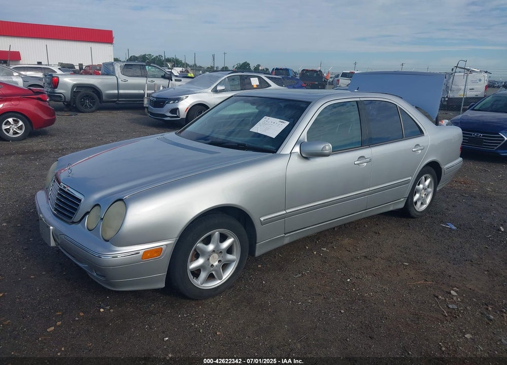 2000 MERCEDES-BENZ E 320 VIN: WDBJF65J9YB150565