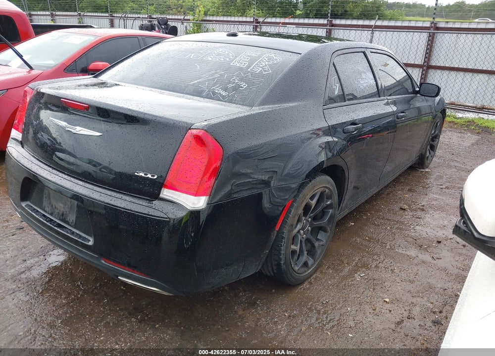 2019 CHRYSLER 300 VIN: 2C3CCAAG7KH738760