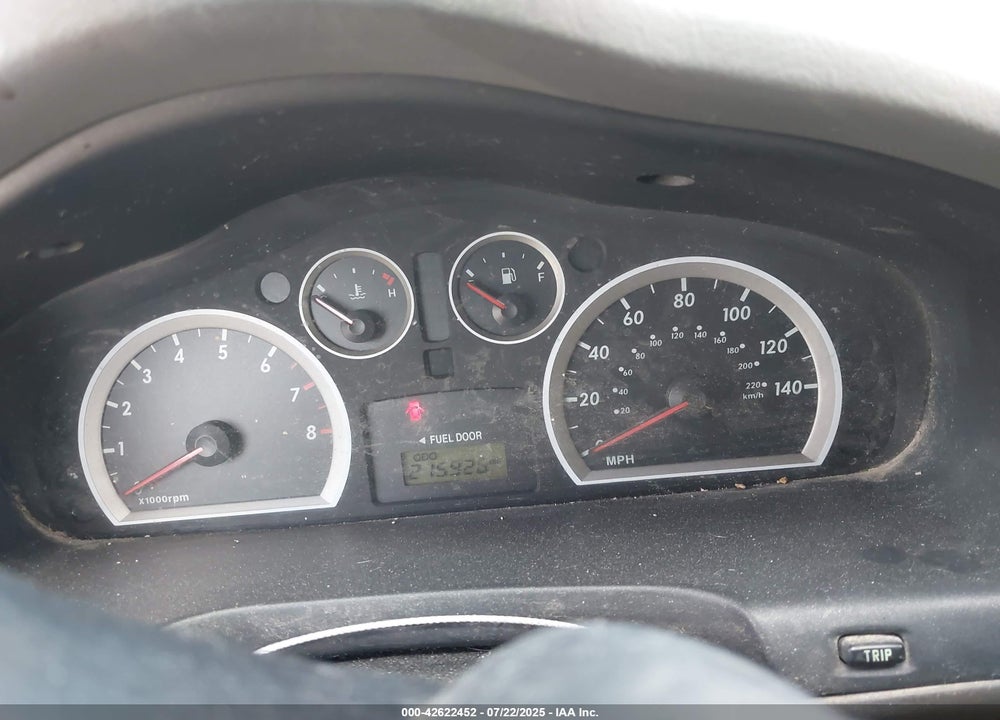2005 HYUNDAI SANTA FE GLS VIN: KM8SC73D55U879756