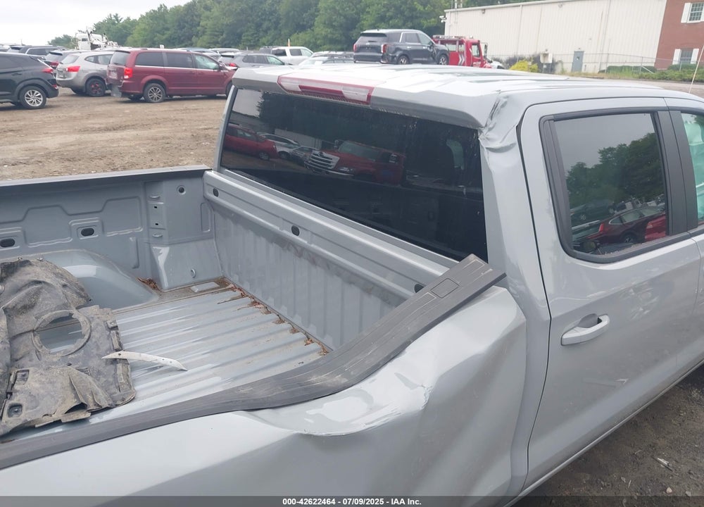 2024 CHEVROLET SILVERADO 1500 4WD SHORT BED LT WITH 2FL VIN: 1GCPDKEK7RZ321311