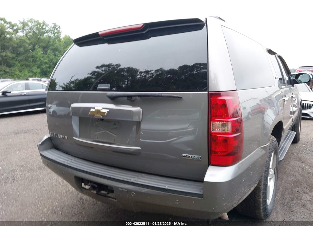 2008 CHEVROLET SUBURBAN 1500 LTZ VIN: 3GNFK16358G118958