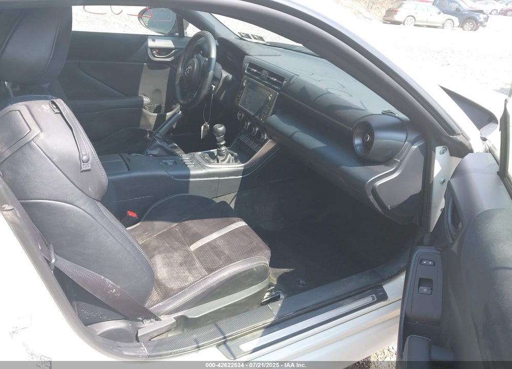 2023 TOYOTA GR86 VIN: JF1ZNBE13P9766628