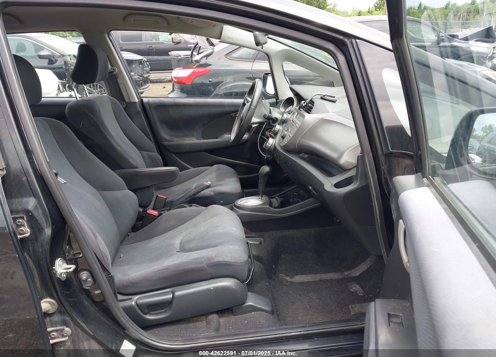 2009 HONDA FIT SPORT VIN: JHMGE88499S050093