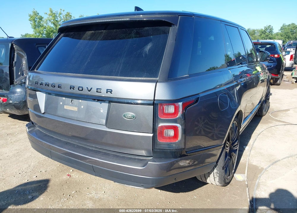 2018 LAND ROVER RANGE ROVER VIN: SALGS2RE0JA392078