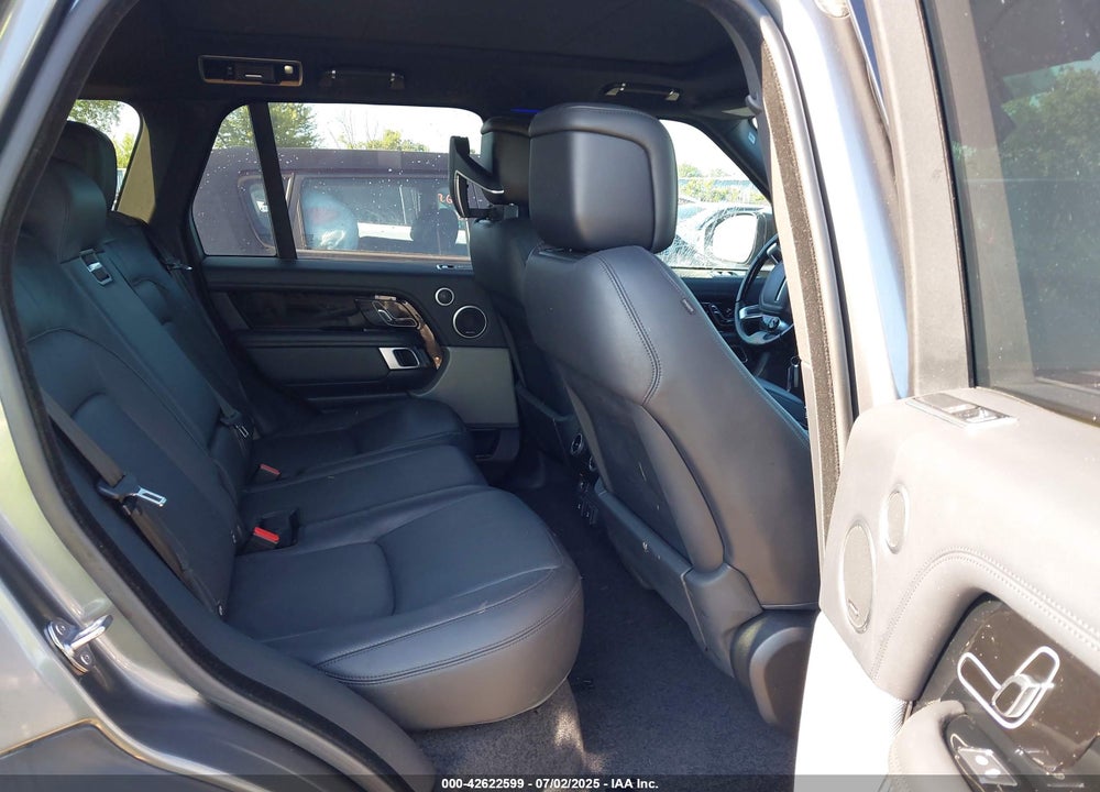 2018 LAND ROVER RANGE ROVER VIN: SALGS2RE0JA392078