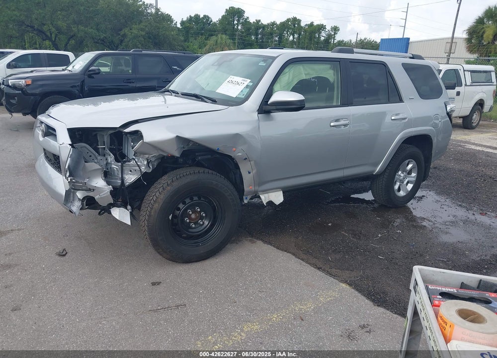 2024 TOYOTA 4RUNNER SR5 VIN: JTEEU5JR9R5309272