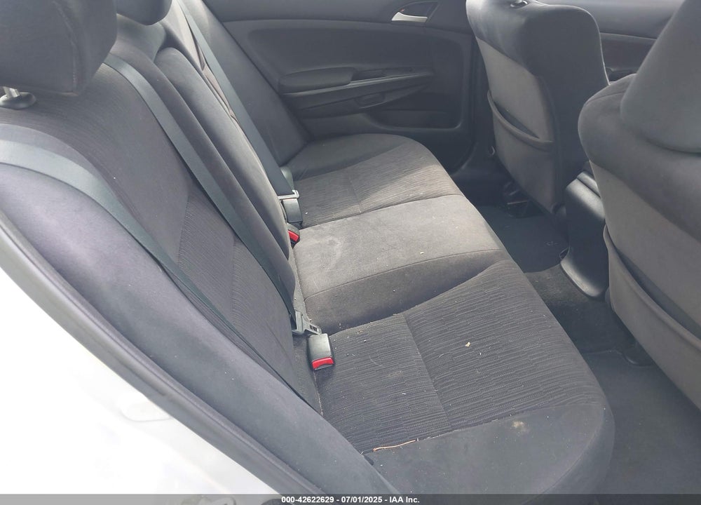 2011 HONDA ACCORD VIN: 1HGCP2F38BA156579