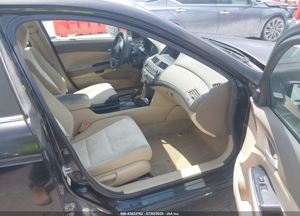 2010 HONDA ACCORD VIN: 1HGCP2F30AA140181