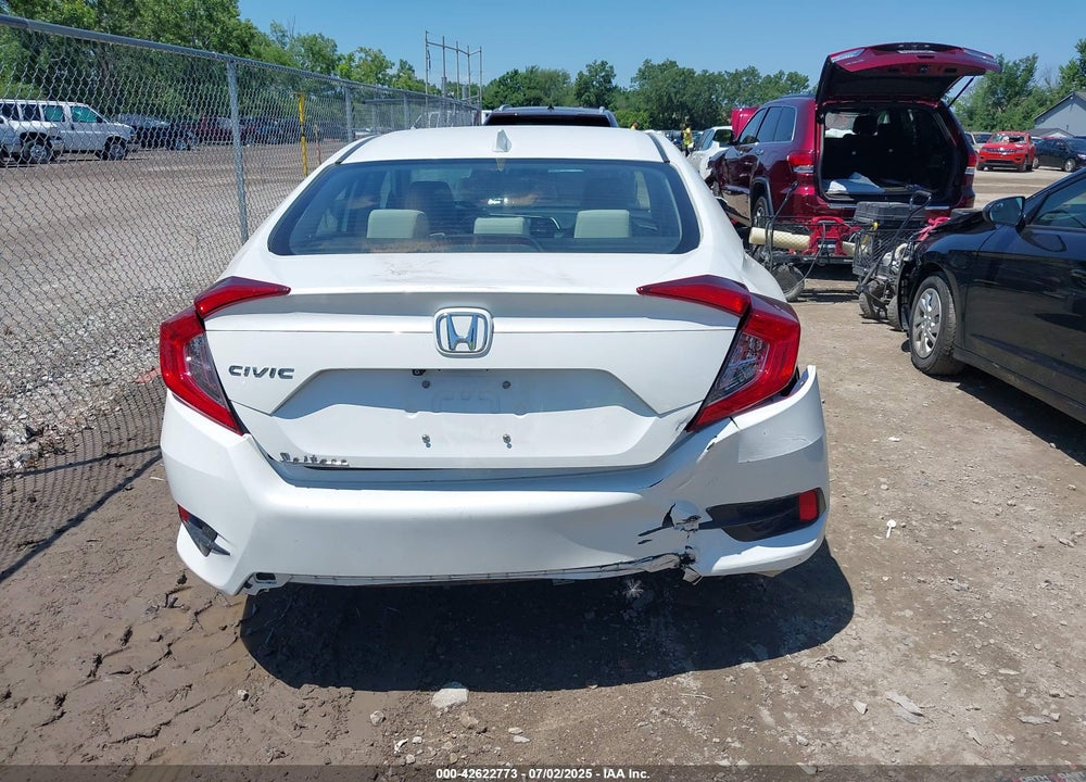 2018 HONDA CIVIC VIN: 19XFC2F77JE014505