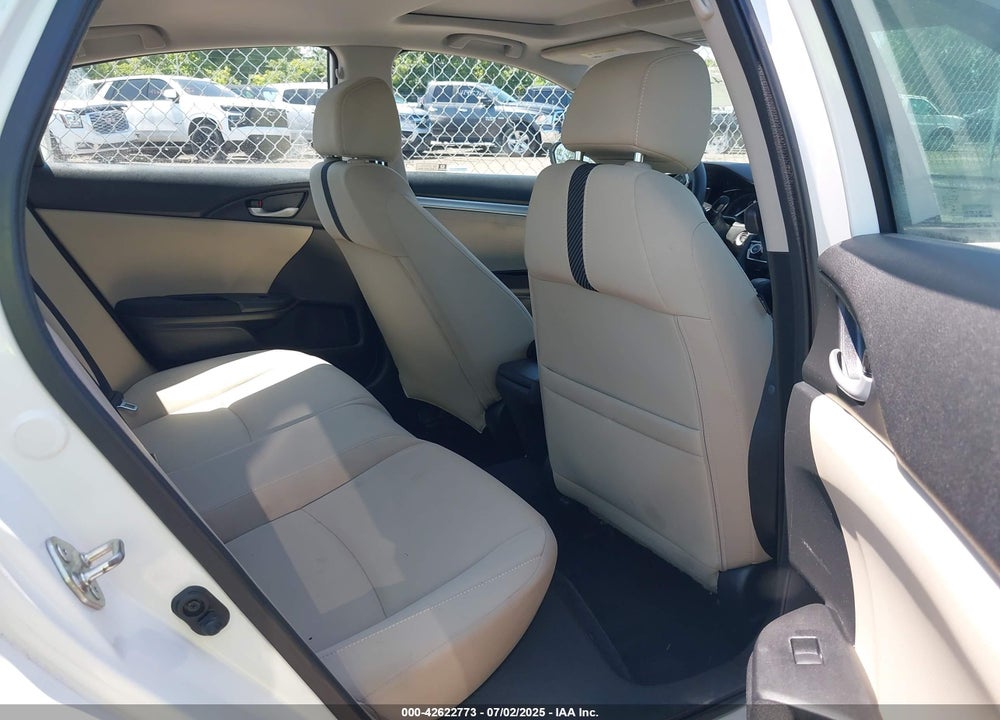 2018 HONDA CIVIC VIN: 19XFC2F77JE014505
