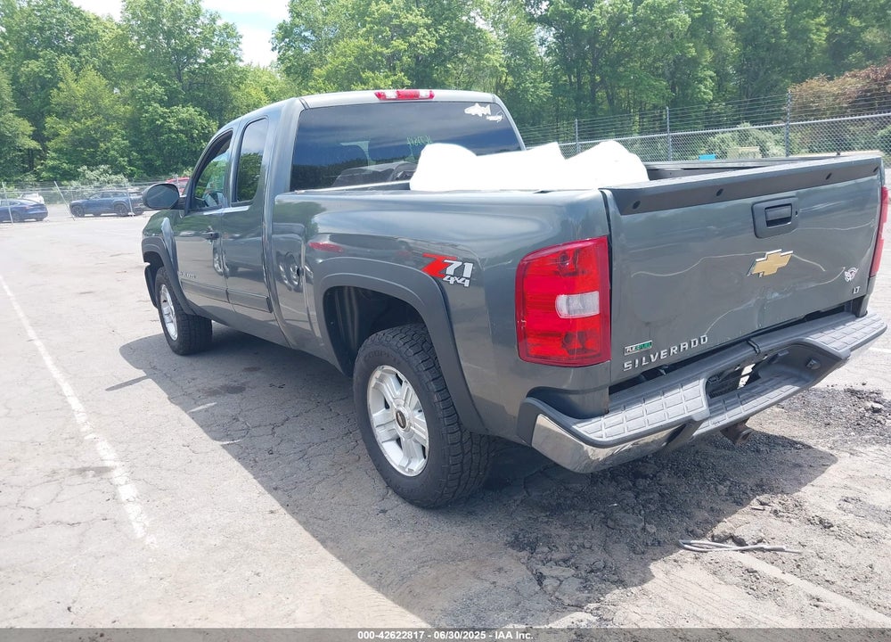 2011 CHEVROLET SILVERADO 1500 VIN: 1GCRKSE32BZ112653