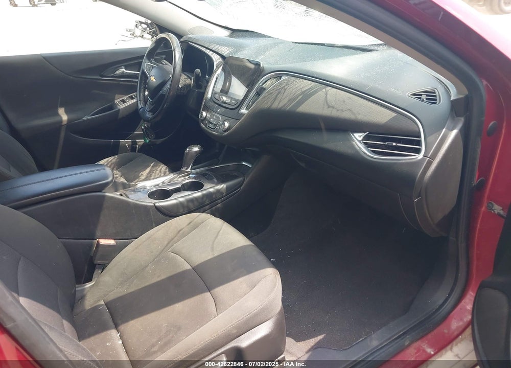 2018 CHEVROLET MALIBU VIN: 1G1ZD5ST7JF261391