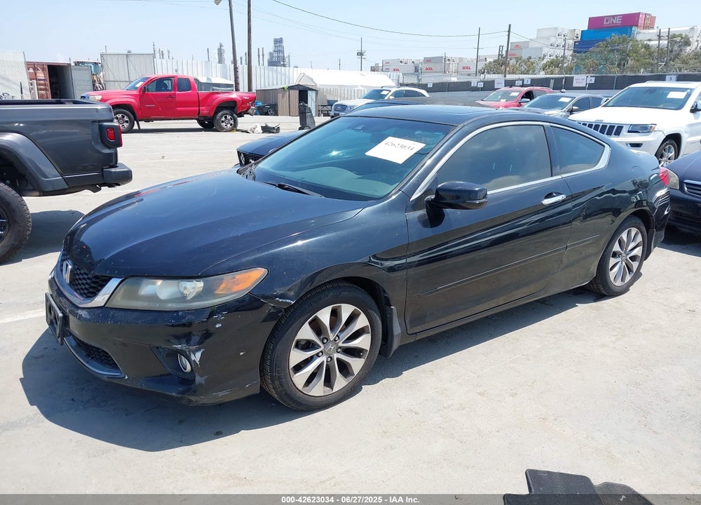 2013 HONDA ACCORD VIN: 1HGCT1B83DA003182